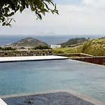 Myconian Platinum Senior & Deluxe Вилла *