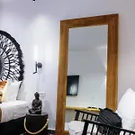 וילה Myconian Platinum Senior & Deluxe קלפטיס
