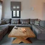 Myconian Platinum Senior & Deluxe קלפטיס