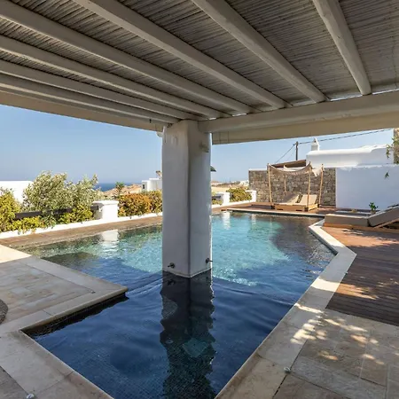 Myconian Platinum Senior & Deluxe Vila *