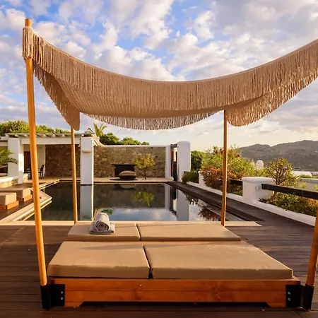 Vila Myconian Platinum Senior & Deluxe Kalafatis