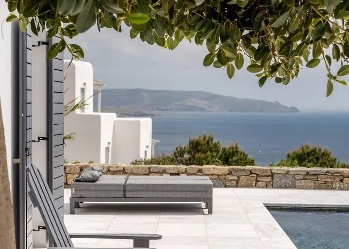 Villa Myconian Platinum Senior & Deluxe *