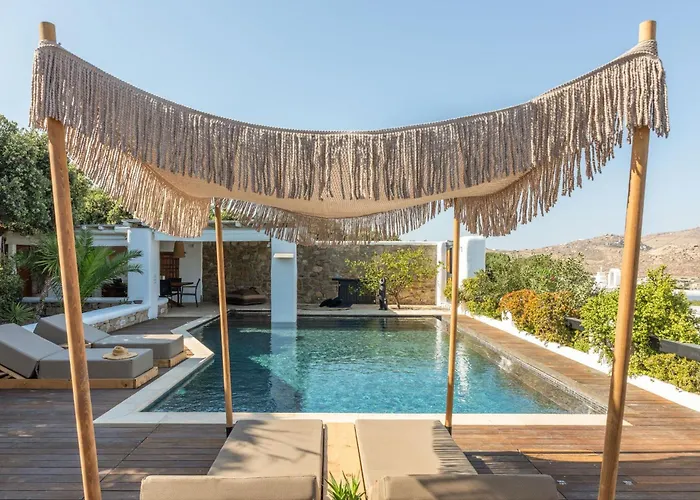 Villa Myconian Platinum Senior & Deluxe *