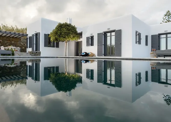 Vila Myconian Platinum Senior & Deluxe *