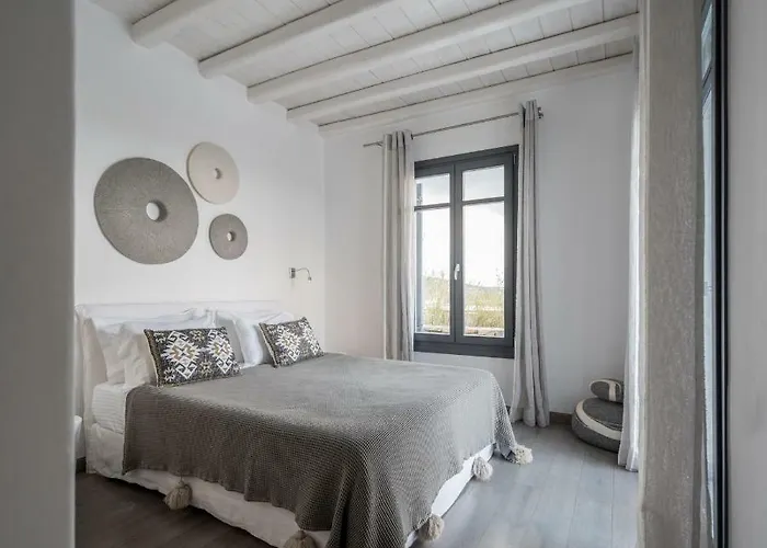 Vila Myconian Platinum Senior & Deluxe *