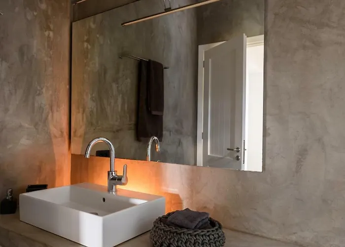 Myconian Platinum Senior & Deluxe Vila