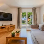 Myconian Platinum Senior & Deluxe فيلة