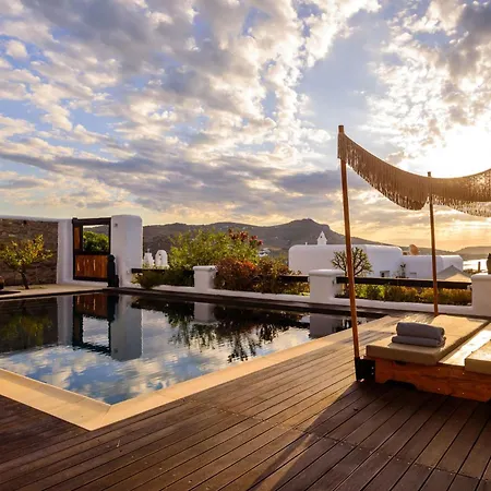 Villa Myconian Platinum Senior & Deluxe *