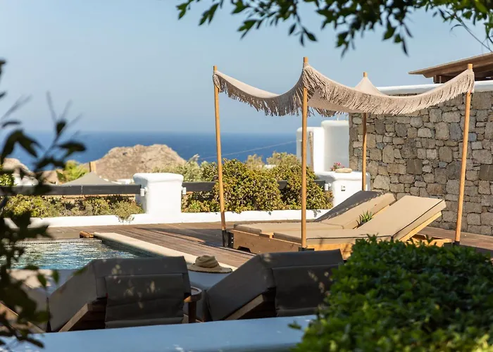 Βίλα Myconian Platinum Senior & Deluxe Καλαφάτη