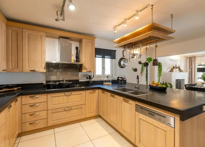 Βίλα Myconian Platinum Senior & Deluxe Καλαφάτη