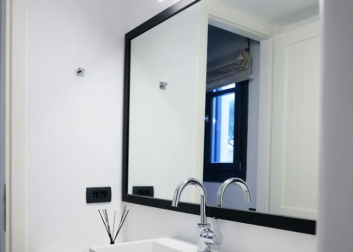 Myconian Platinum Senior & Deluxe Καλαφάτη